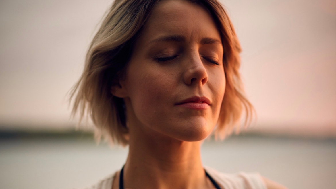 Video: Imagery Mind-Training Exercise to Relax